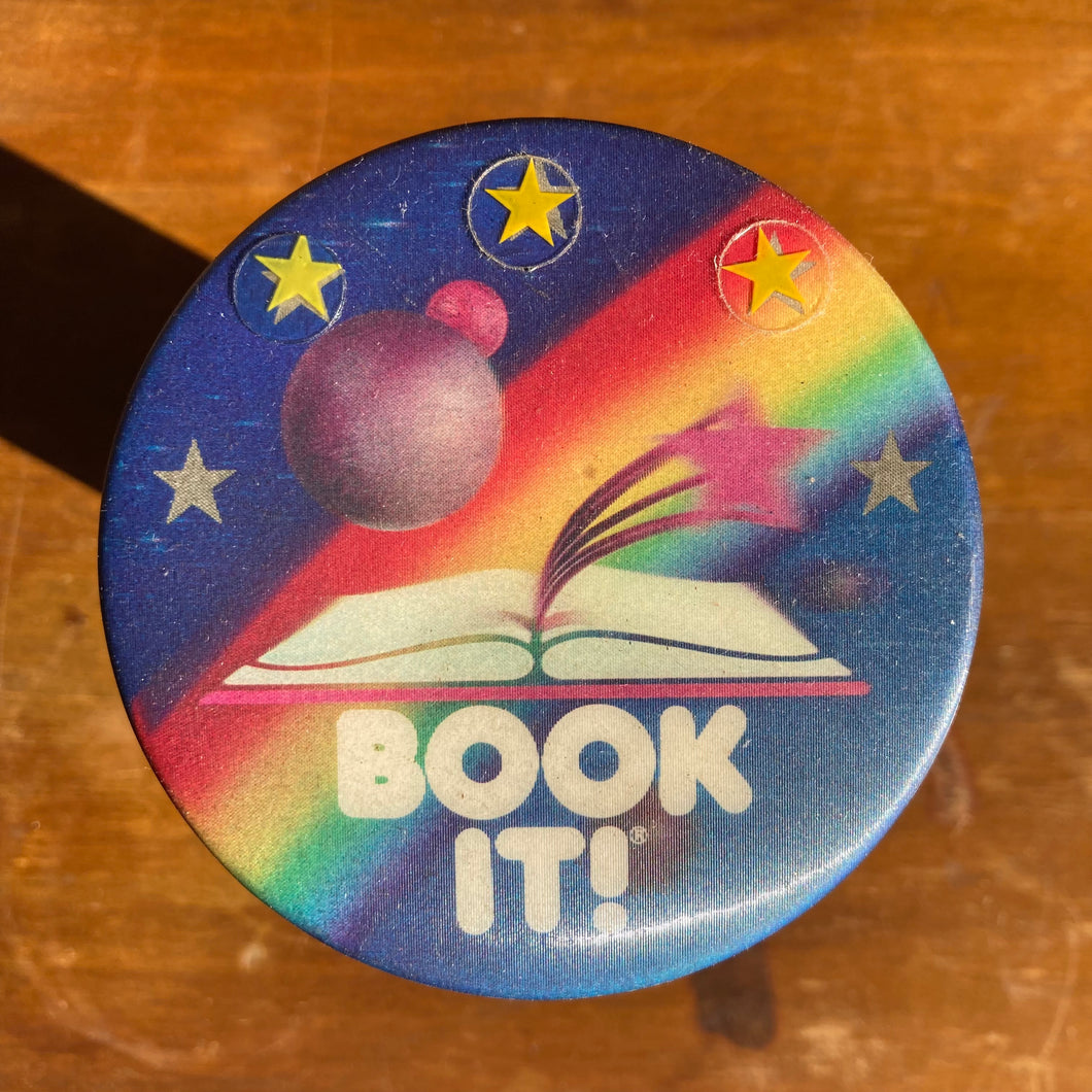 1990 Pizza Hut BOOK IT lenticular button