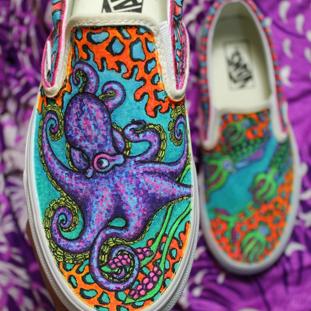 Custom Slip On Vans!! 😊 